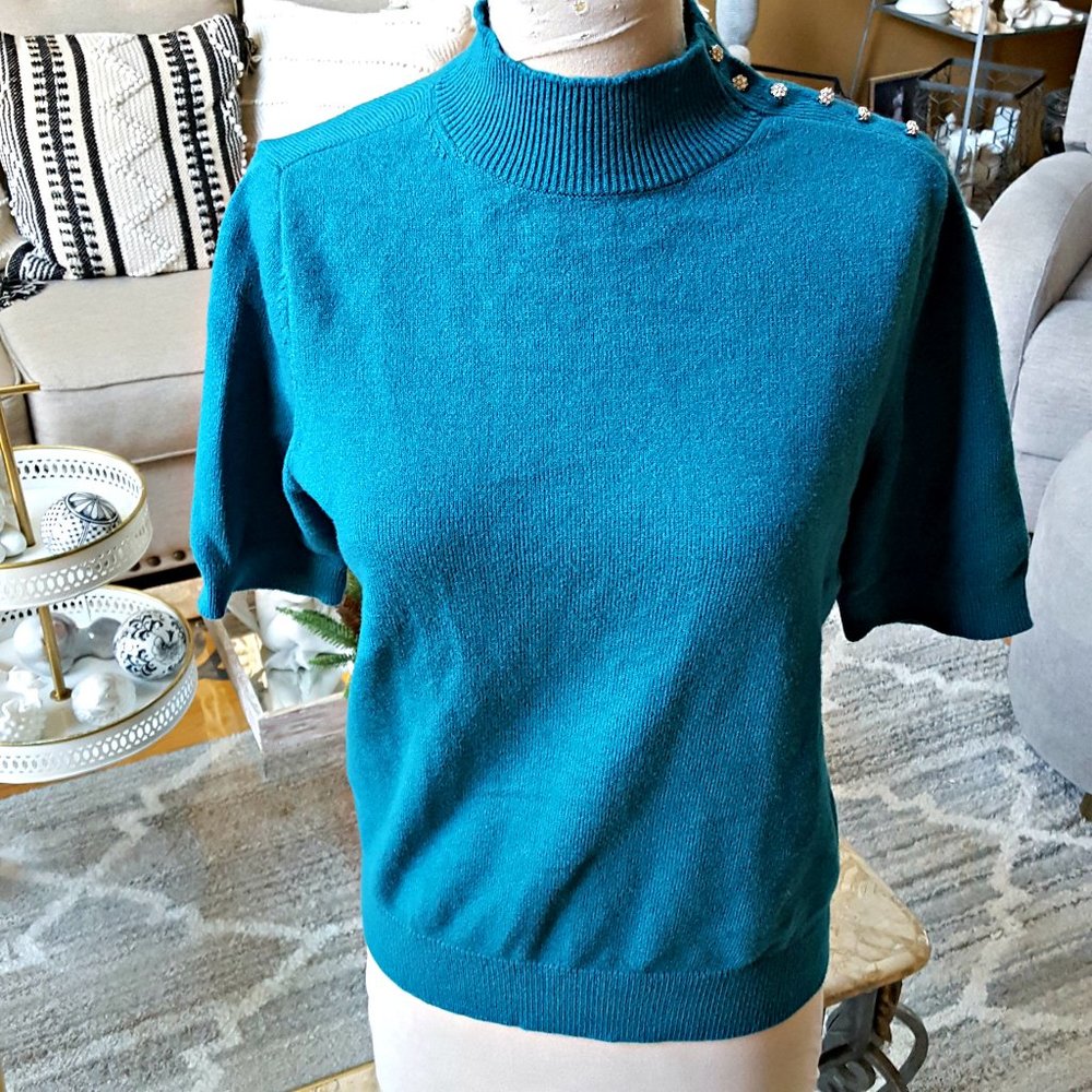 NEW! SO SOFT Short SLEEVE Sweater RHINESTONE Buttons